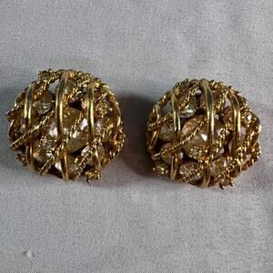 Vintage Carnegie Gold Tone Rhinestone Clip On Earrings Woven Rope Dome Signed